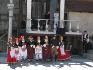 Tanssiryhmä Kreikassa                                            